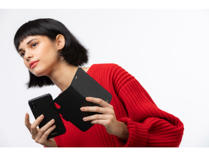 dbramante1928 Apple iPhone XR Flipcover - Night Black