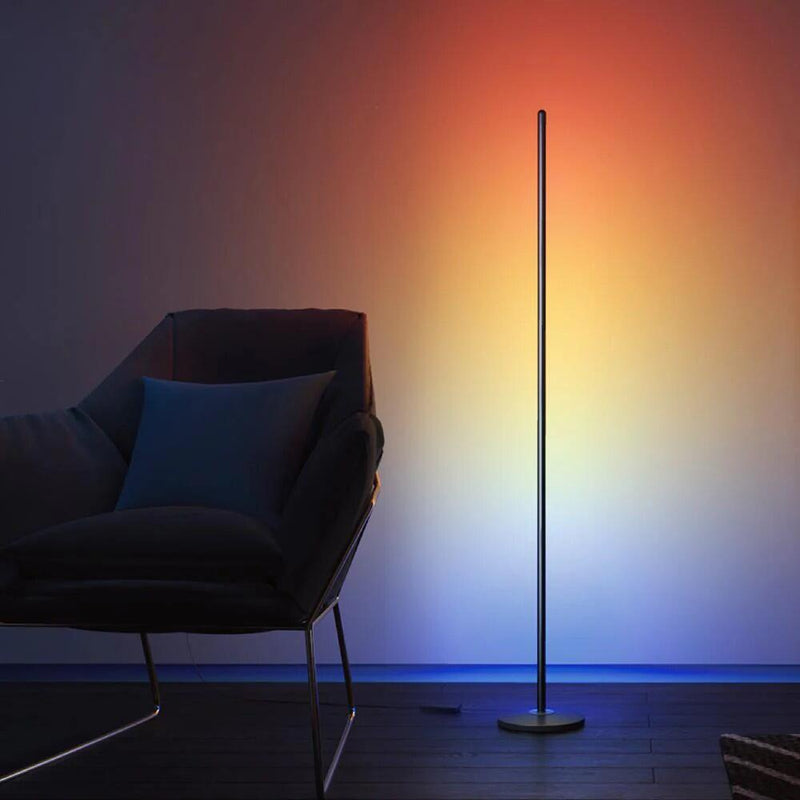 Govee RGBICW Smart Eck-Stehlampe