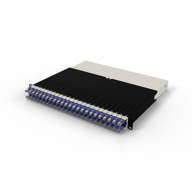 Patchbox patchbox.one Kabeleinzugssystem 8RU/STP (0,8 m) mit 24 Kassetten, Patchkabel Cat. 6a, U/FTP, PoE, Kabel violett