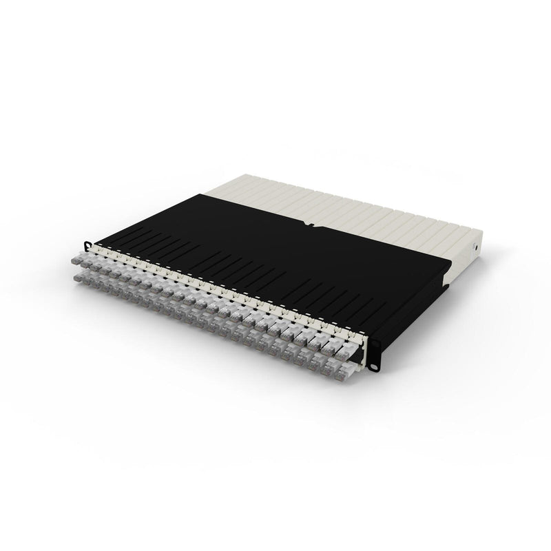 Patchbox patchbox.one Kabeleinzugssystem 8RU/STP (0,8 m) mit 24 Kassetten, Patchkabel Cat. 6a, U/FTP, PoE, Kabel weiß