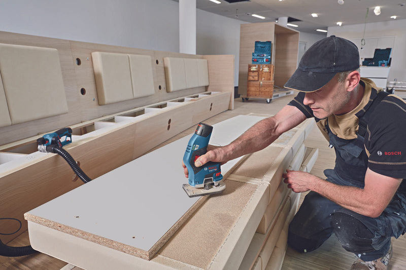 BOSCH Professional Akku-Kantenfräse GKF 12V-8 Solo ohne Akku