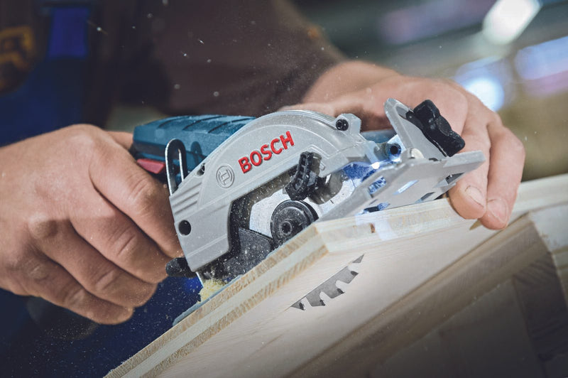 BOSCH Professional Akku-Handkreissäge GKS 12V-26 Solo