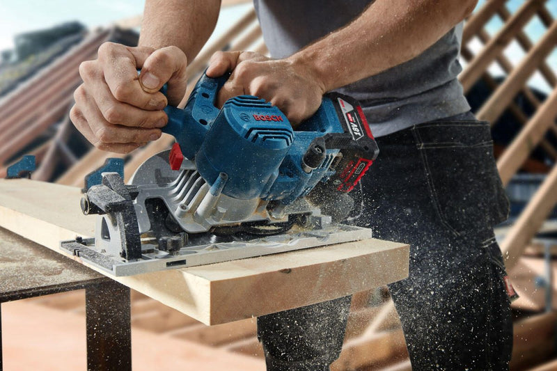 BOSCH Professional Akku-Handkreissäge GKS 18V-57-2