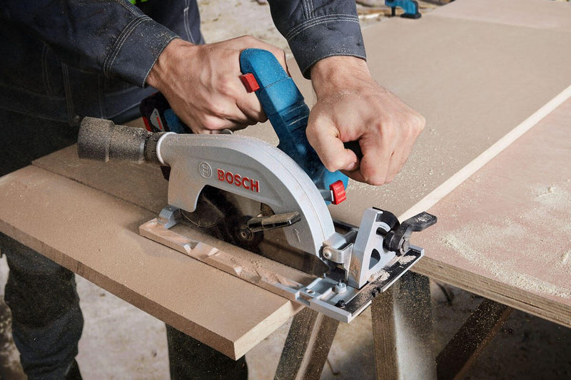 BOSCH Professional Akku-Handkreissäge GKS 18V-57-2