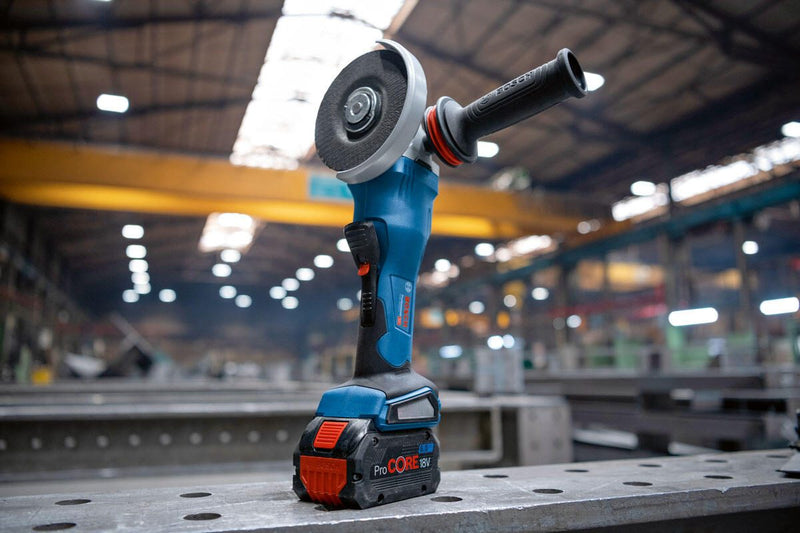 BOSCH Professional Akku-Winkelschleifer 06019H6A00