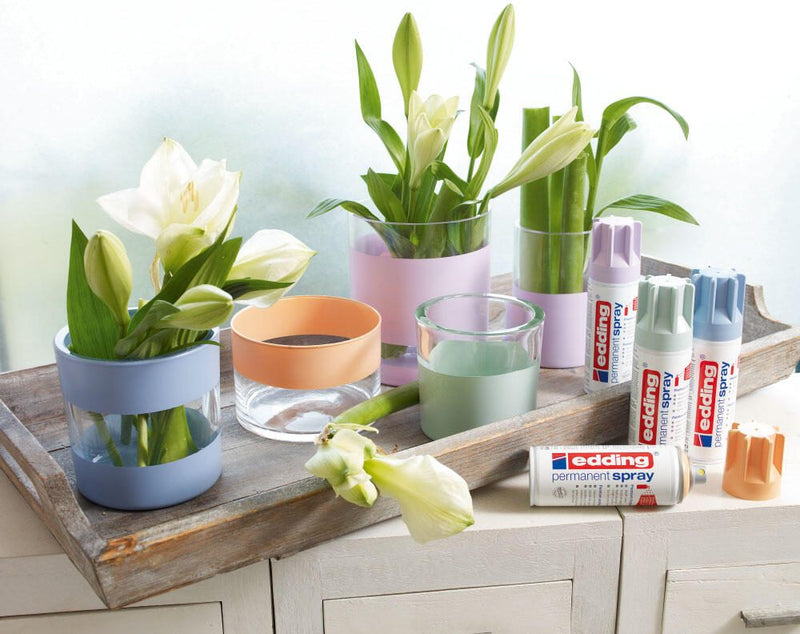 edding Acrylspray Sprühfarbe verkehrsweiß glänzend