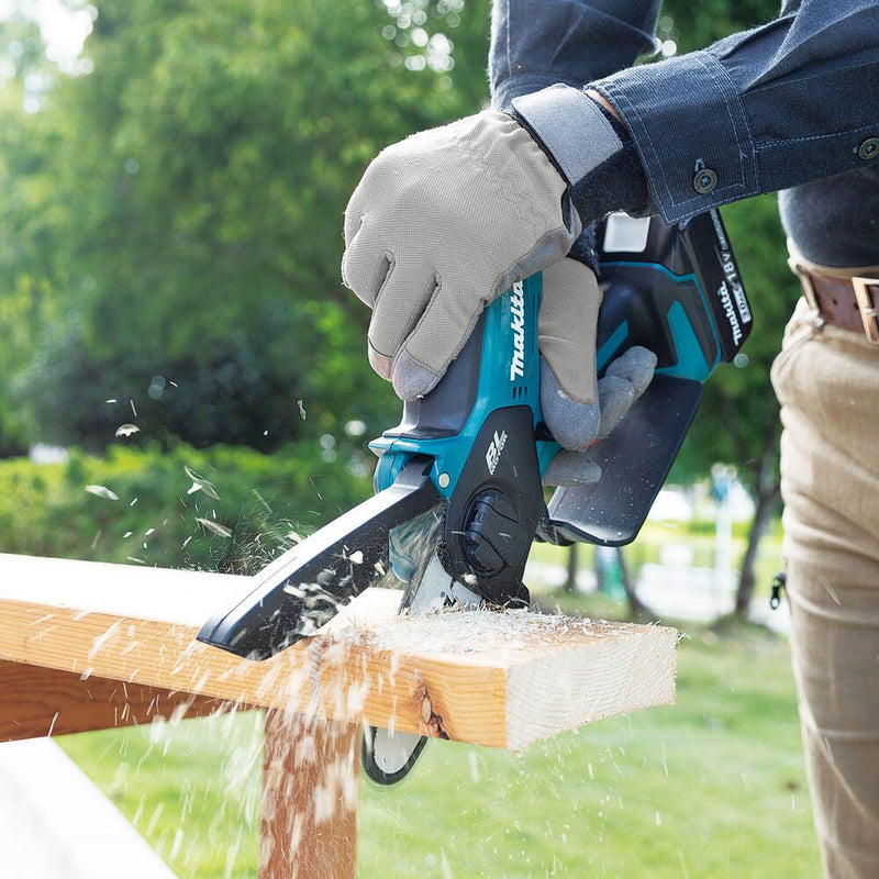makita Akku-Astsäge DUC101Z 10 cm 320 W