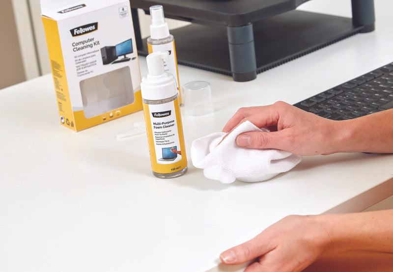 Fellowes Reinigungs-Set 120 ml Bildschirmreiniger, 150 ml Schaumreiniger, Mikrofasertuch, Tastatur-Reinigungswerkzeug