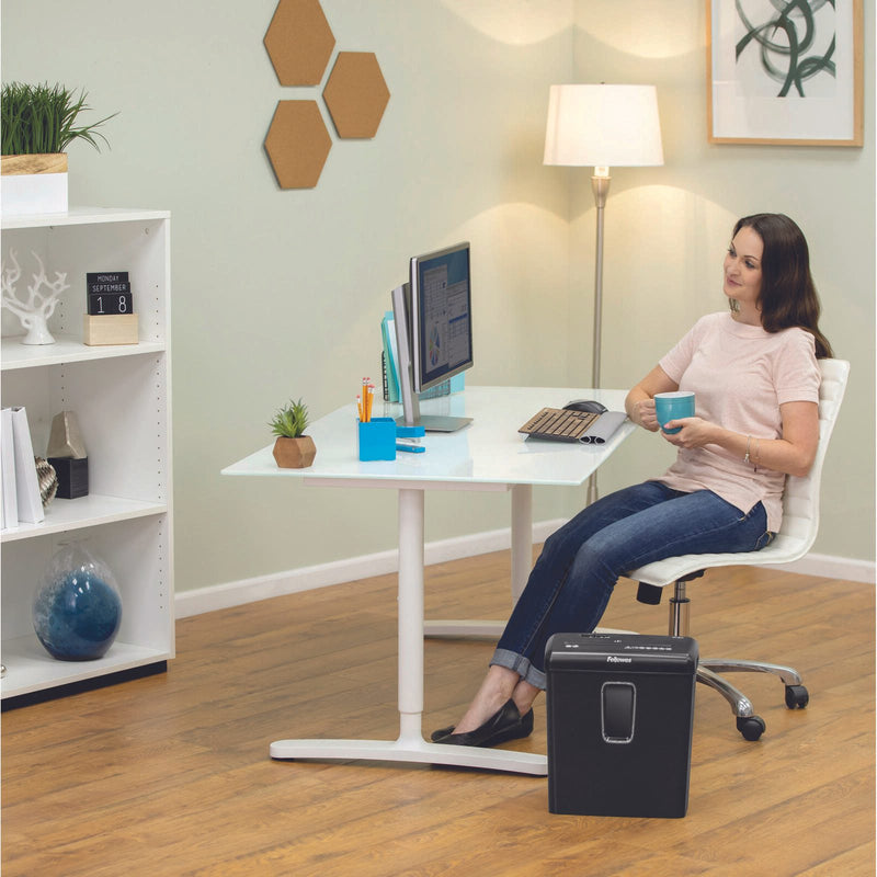 Fellowes Powershred P-30C Aktenvernichter mit Partikelschnitt bis 6 Blatt schwarz