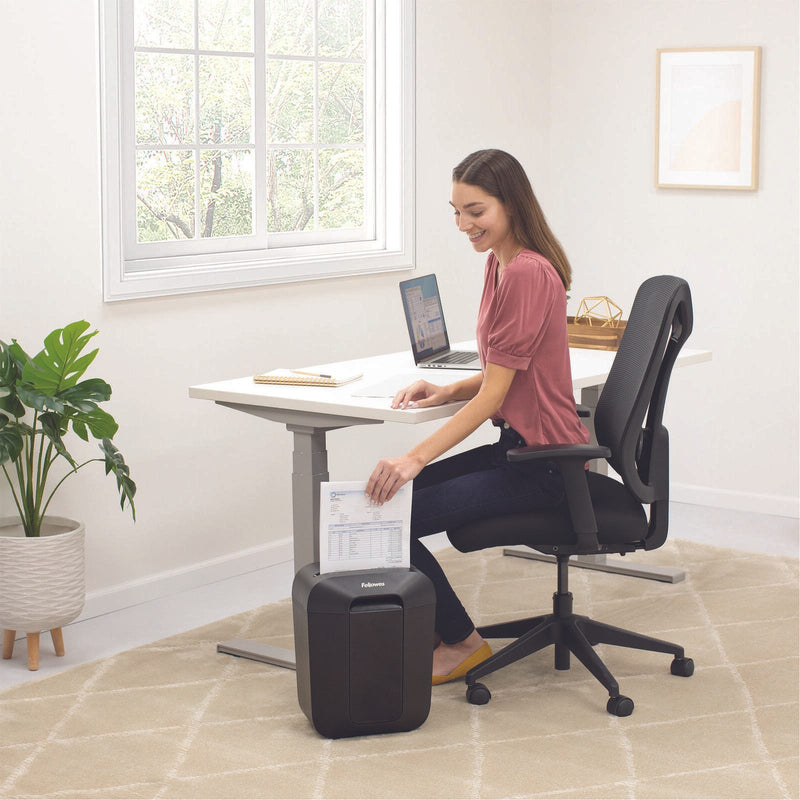 Fellowes LX50 Aktenvernichter mit Partikelschnitt bis 9 Blatt schwarz