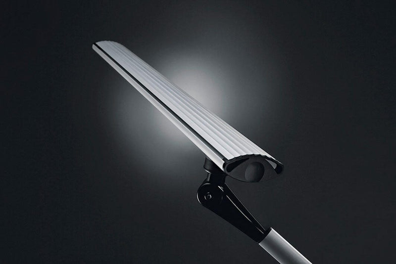 Hansa Schreibtischlampe 13.5 W silber