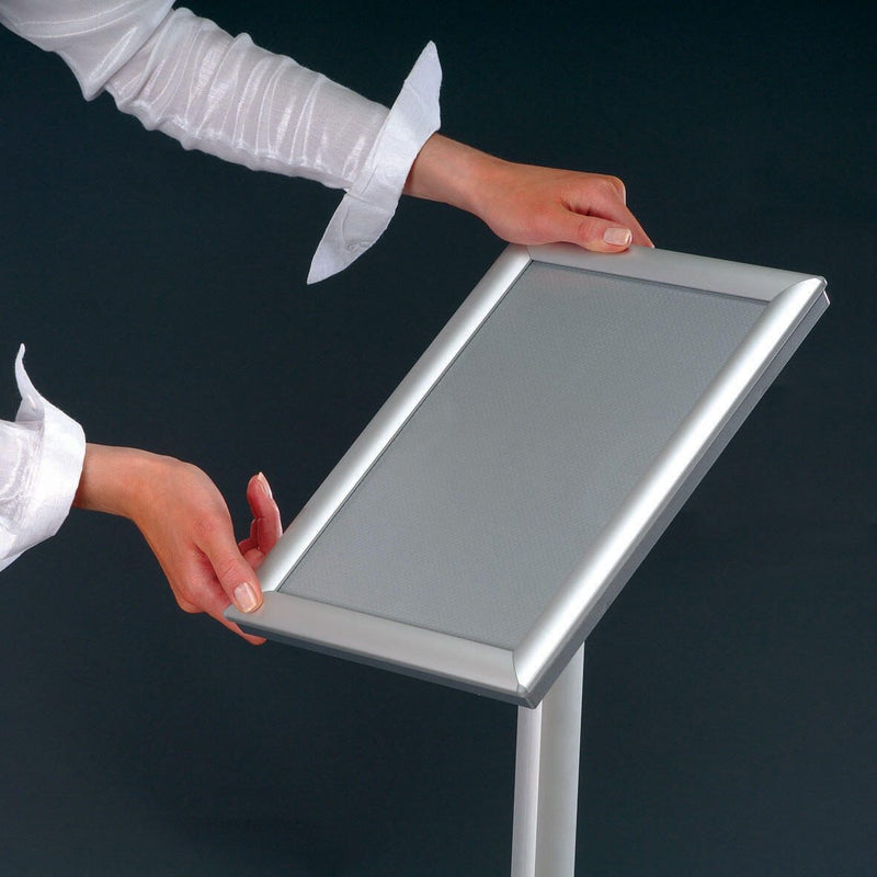 update displays Infoständer DIN A4 1-Fach silber