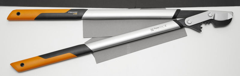 FISKARS® PowerGear™ LX98-L Astschere