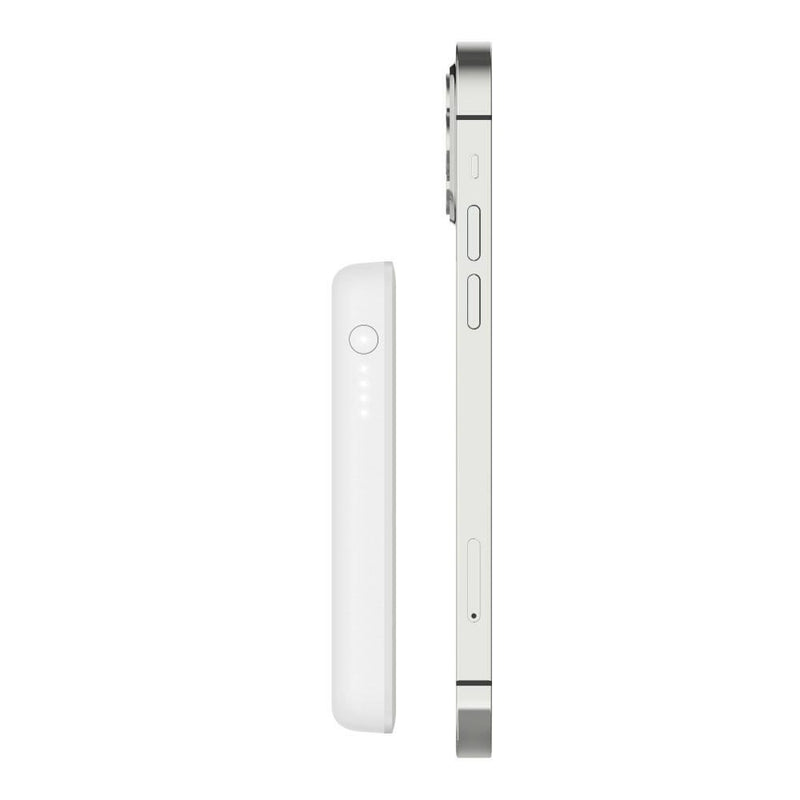 Belkin BoostCharge Magnetische drahtlose Powerbank mit 2500 mAh, weiß