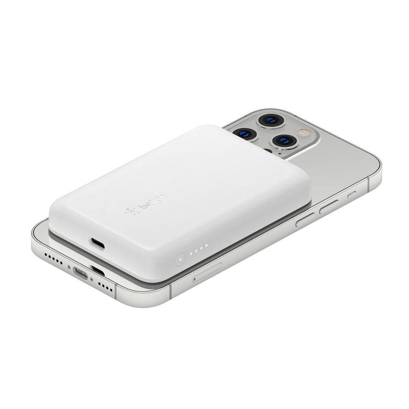 Belkin BoostCharge Magnetische drahtlose Powerbank mit 2500 mAh, weiß