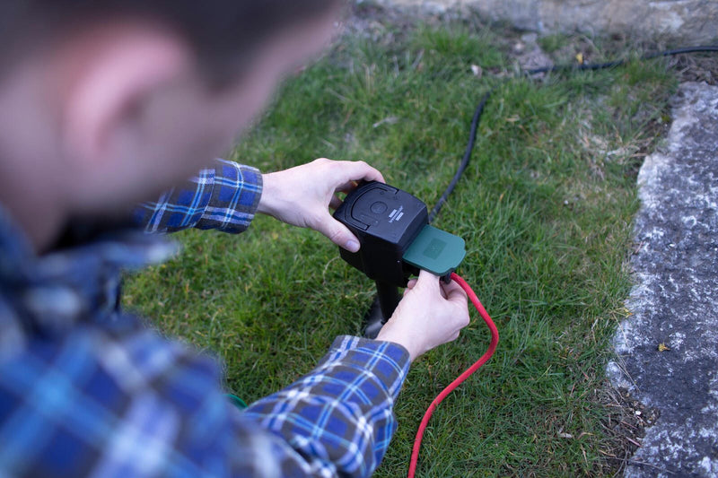 brennenstuhl WLAN-Steckdosen Connect 2-fach 3 m Erdspieß