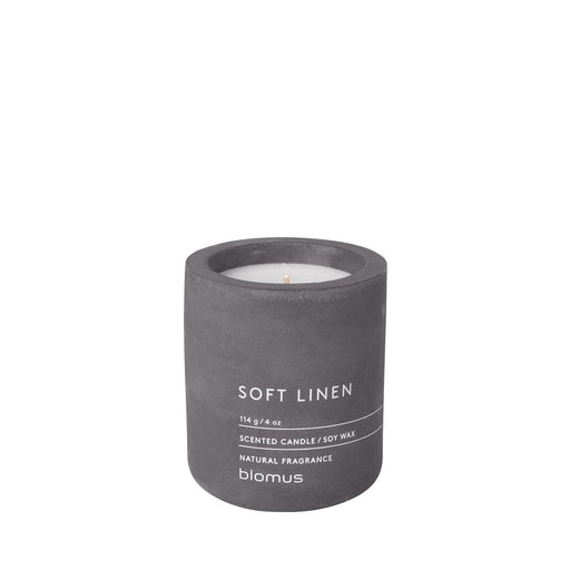 blomus SOFT LINEN Duftkerze 8 cm grau