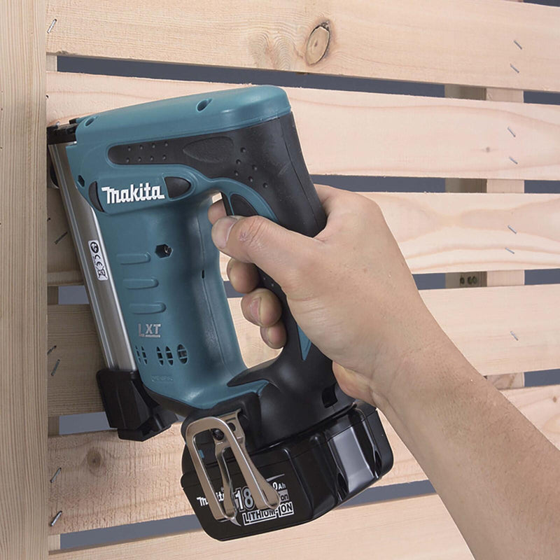 makita Akku-Tacker DST221Z