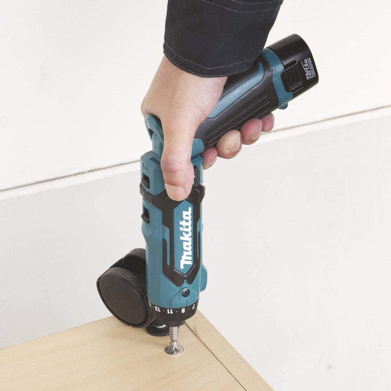 makita Akku-Bohrschrauber DF012DZ