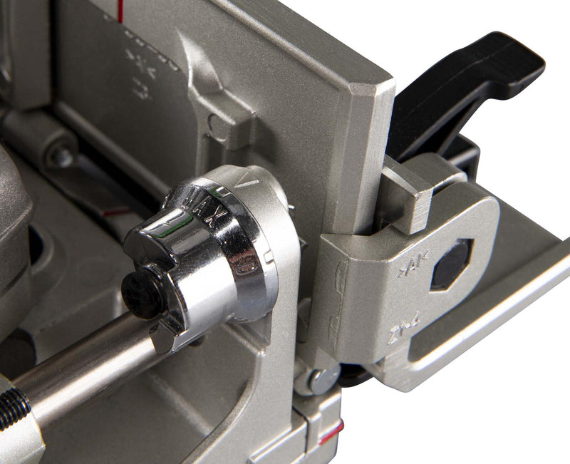 Makita Akku-Nutfräse DPJ180RTJ